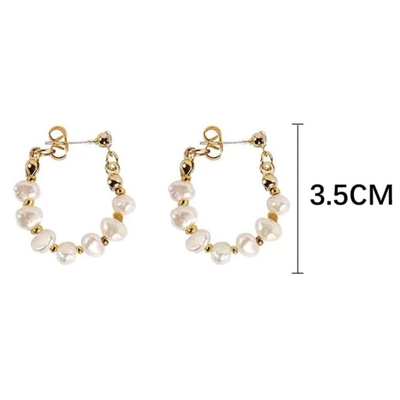 Boho 18K gold plated pearl hoop earrings - Picture 3 of 3